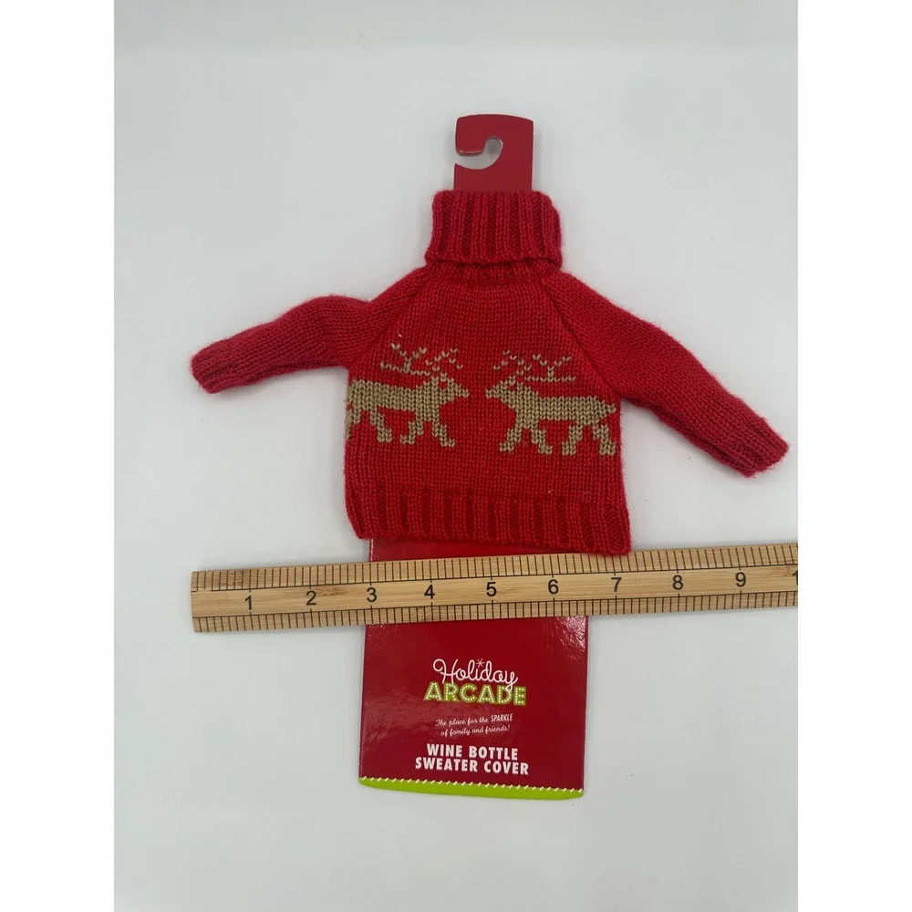 Holiday Arcade Wine Bottle Sweater Cover OS Red‎ NEW Reindeer Christmas Decor